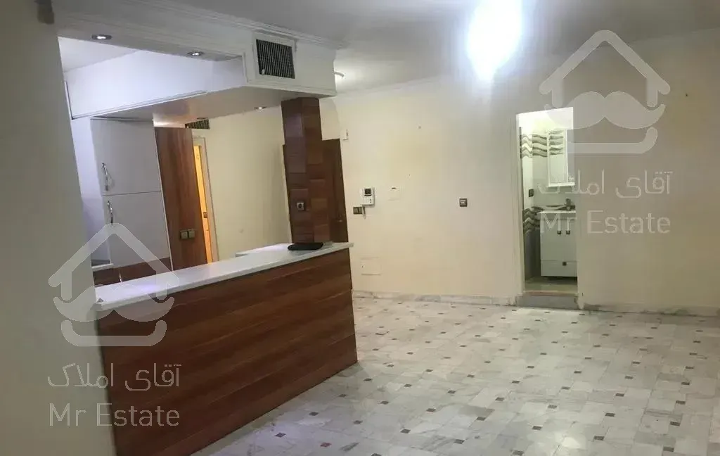 سهرودی دبستان ۶۴ متر دوخواب با پارکینگ و انباری