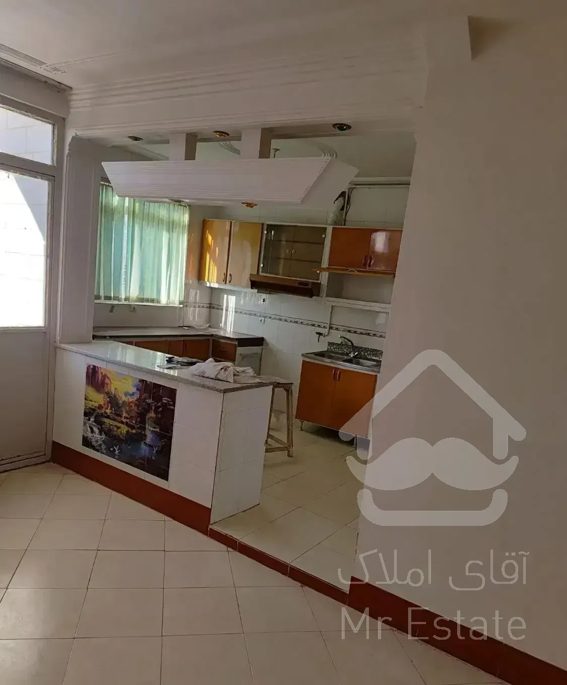 طبقه دوم ۱۱۰ متری خیابان نرجس