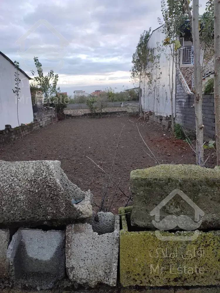 زمین ۳۰۰ متری داخل بافت زیر قیمت