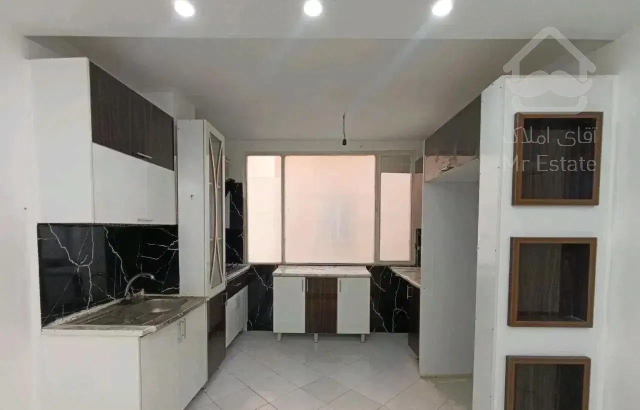 ۴۵ متری طبقه اول  فول اندیشه فروش