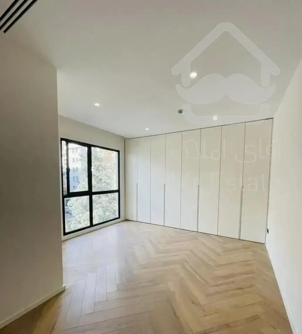 ۸۰ متر ، بدون مشابه در تاپ لوکیشن زعفرانیه