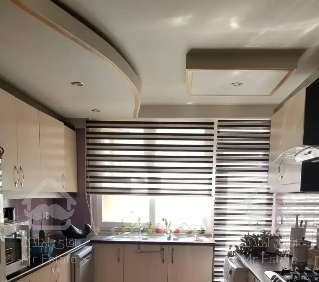 ۷۳ متر در مرزداران غربی