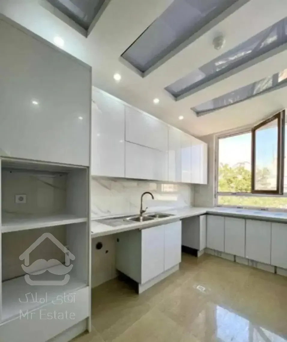 ۱۰۰ متر تک واحدی بازسازی شده ( میدان ۲۱)