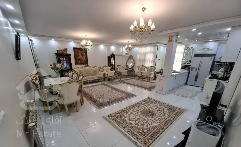 ۱۲۸متر ۳خواب فول‌امکانات سالن پردخور (اباذر)