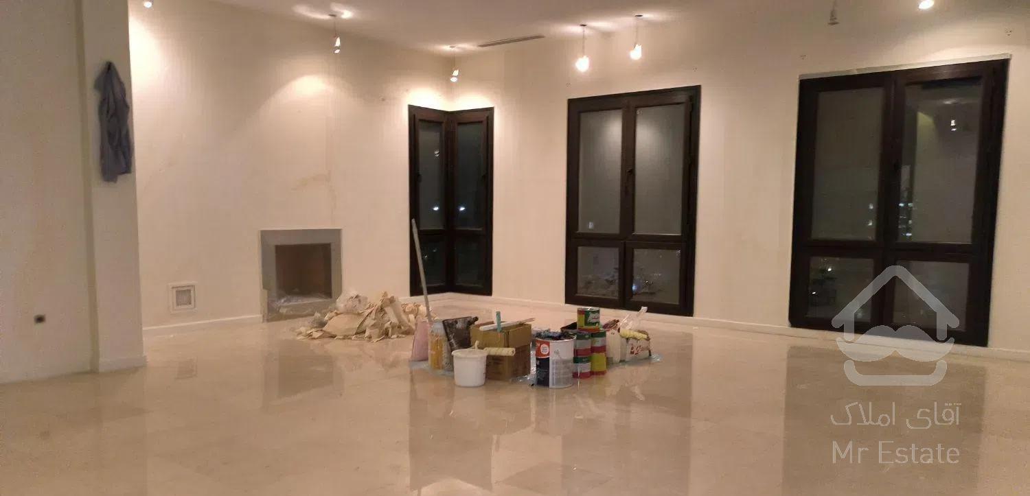 اپارتمان اقدسیه 230 متر تراس قابل چیدمان (سپند)