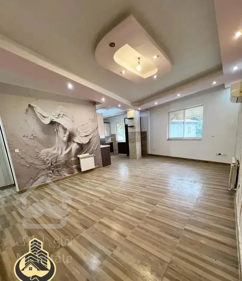 واحد//۹۸متری// طبقه دوم با آسانسور