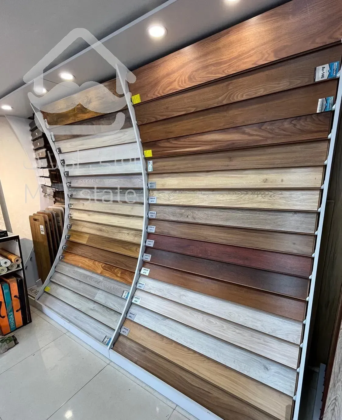 کاغذ دیواری ، برچسب ، پارکت ، کفپوش