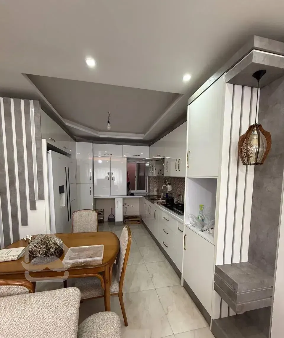 آپارتمان۹۵متری دوخوابه نزدیک ساحل در محمودآباد