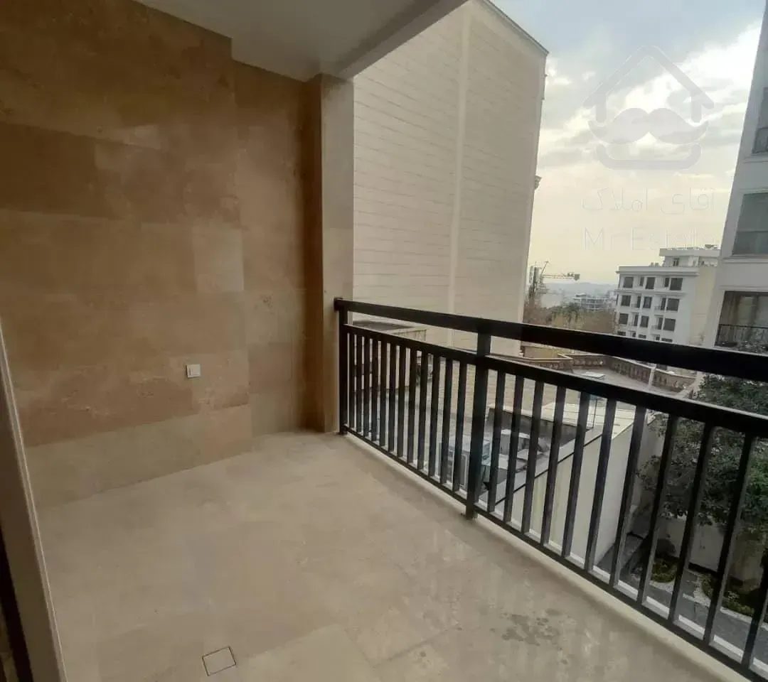 آپارتمان225متری۳خوابه آجودانیه