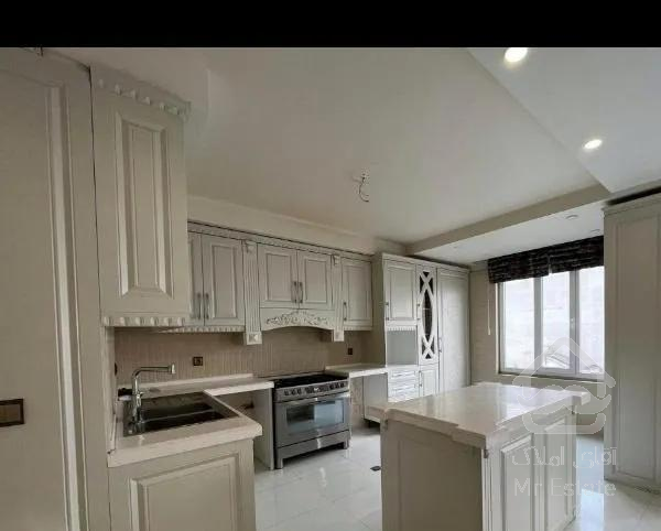 ۱۲۳ متر شهرک سرسبز چشمه دو خواب تاپ لوکیشن