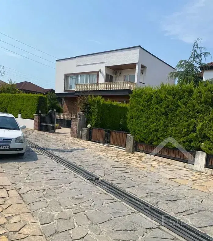 ویلای جنگلی شهرکی برند در دهکده سیاهرود