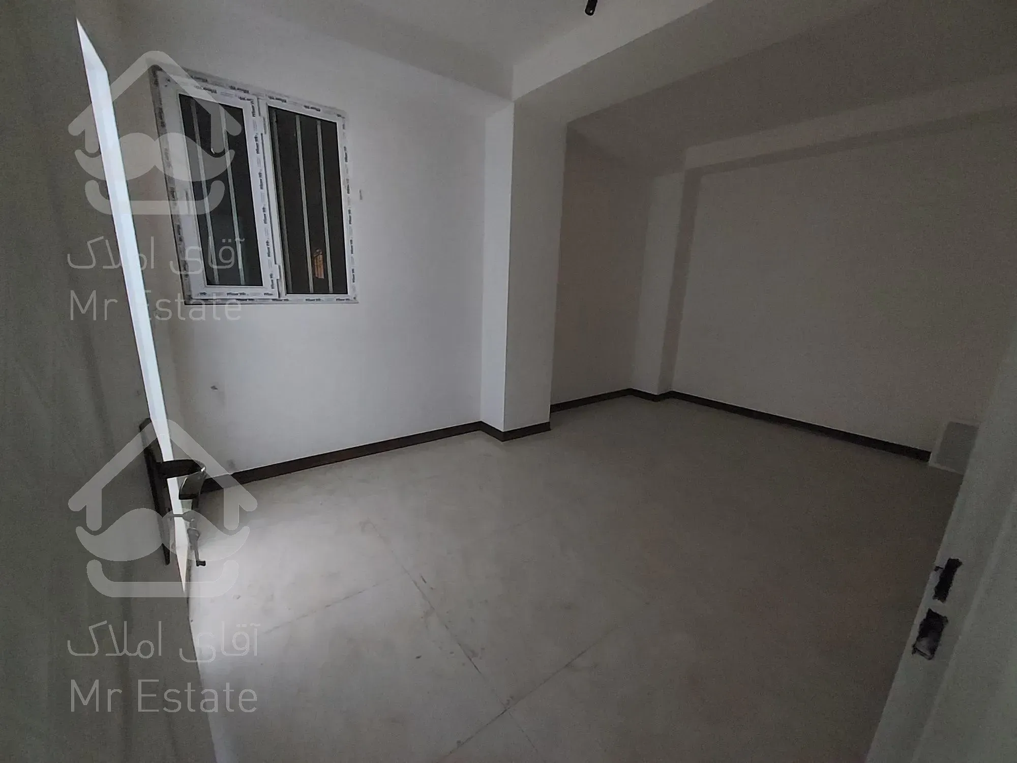 آپارتمان نوساز ۱۵۰ متر سه خوابه زیر قیمت