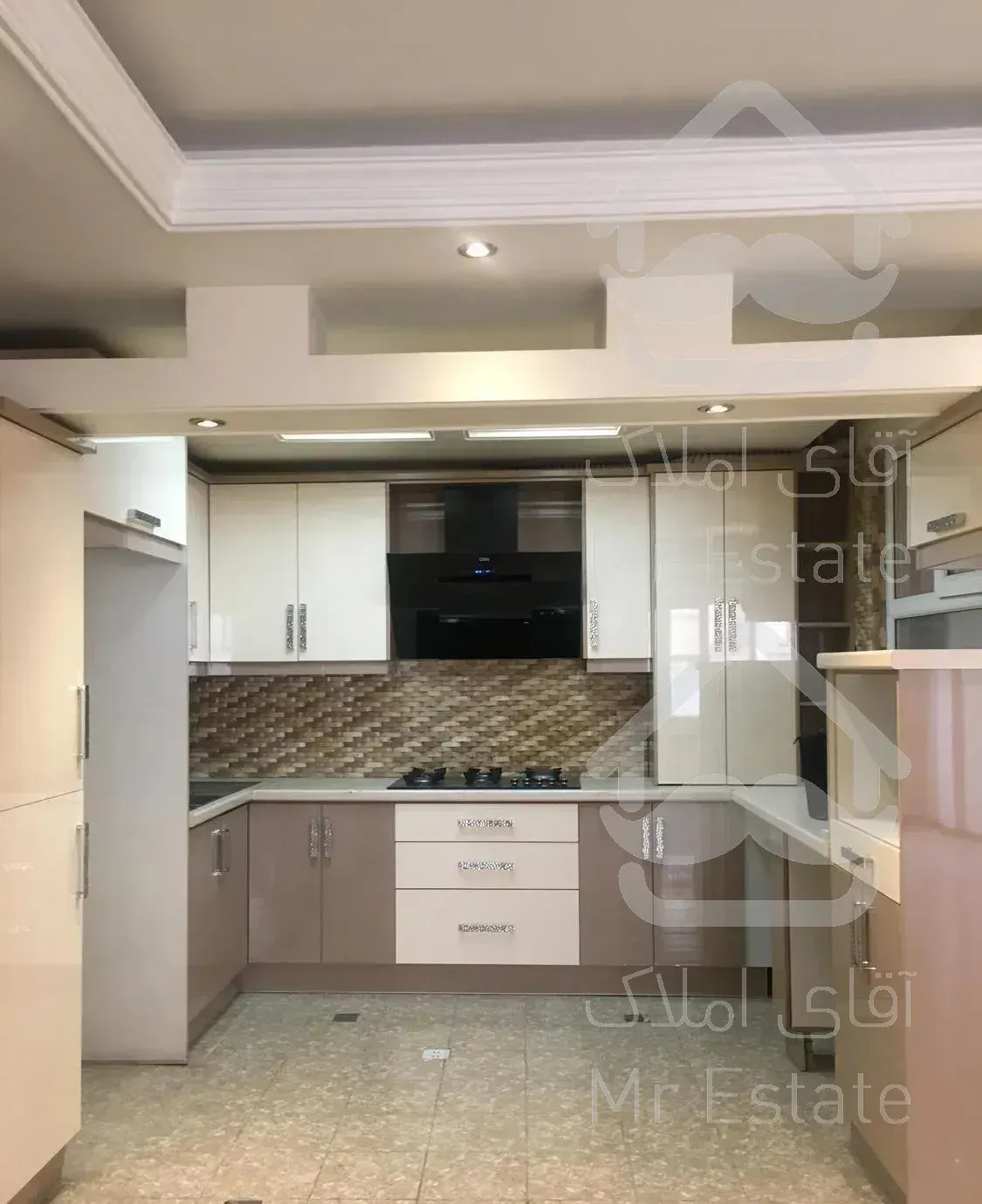 تاپ لوکیشن ۲ خواب