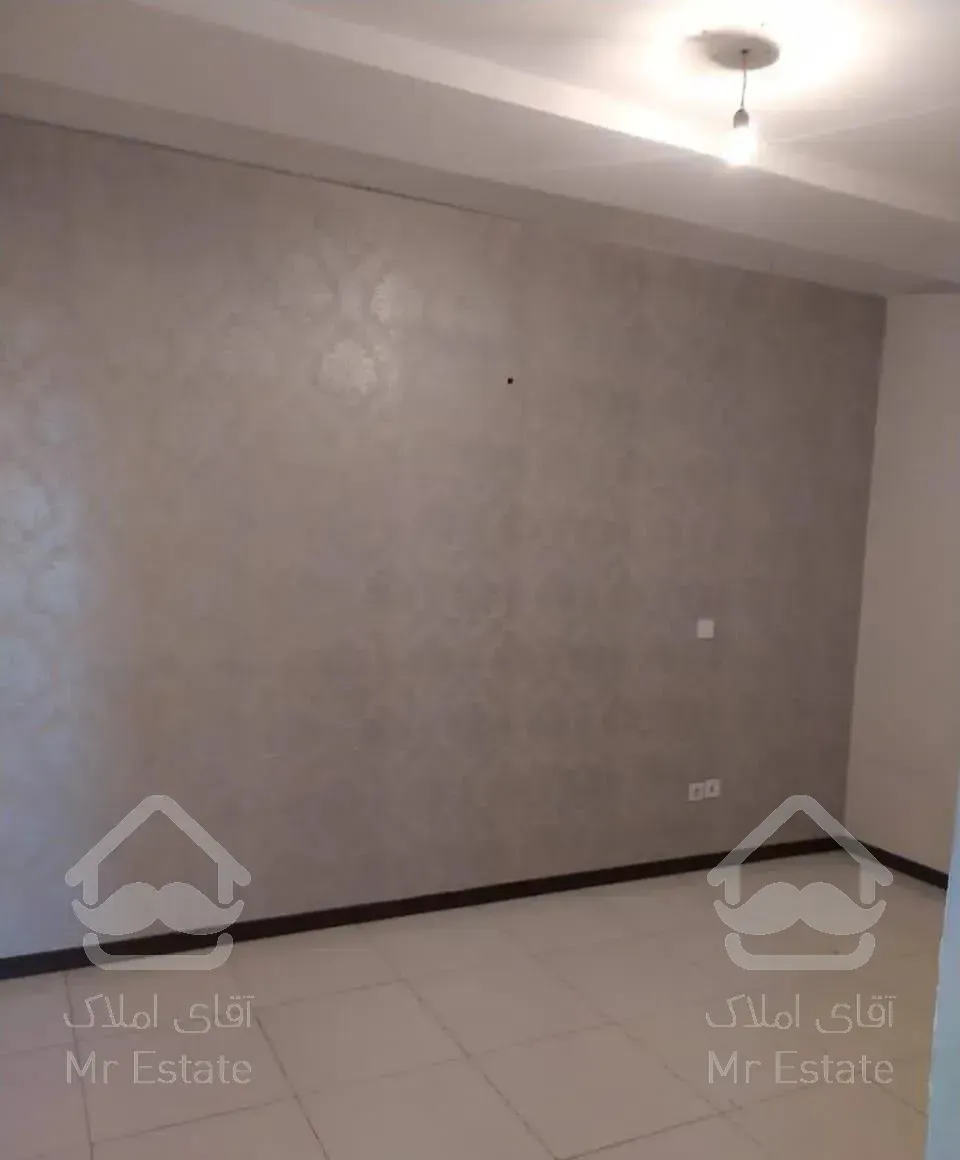 مهرشهربلوار ارم ۱۰۰ متر تخلیه آماده تحویل