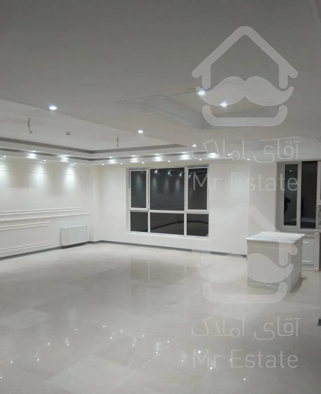 کارگر شمالی پارک لاله 140متر کلید نخورده