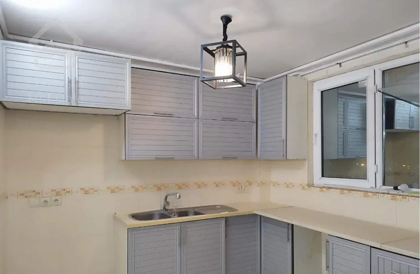 رهن آپارتمان ۹۶ متری ۲ خوابه مسکن مهر کوثر ۵