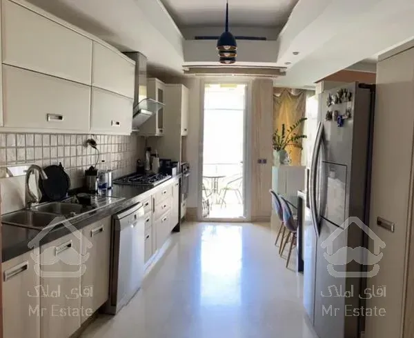 ولنجک ۱۰۵متر/۲جهت نور/خوش‌نقشه مشابه ۱۳۰متری