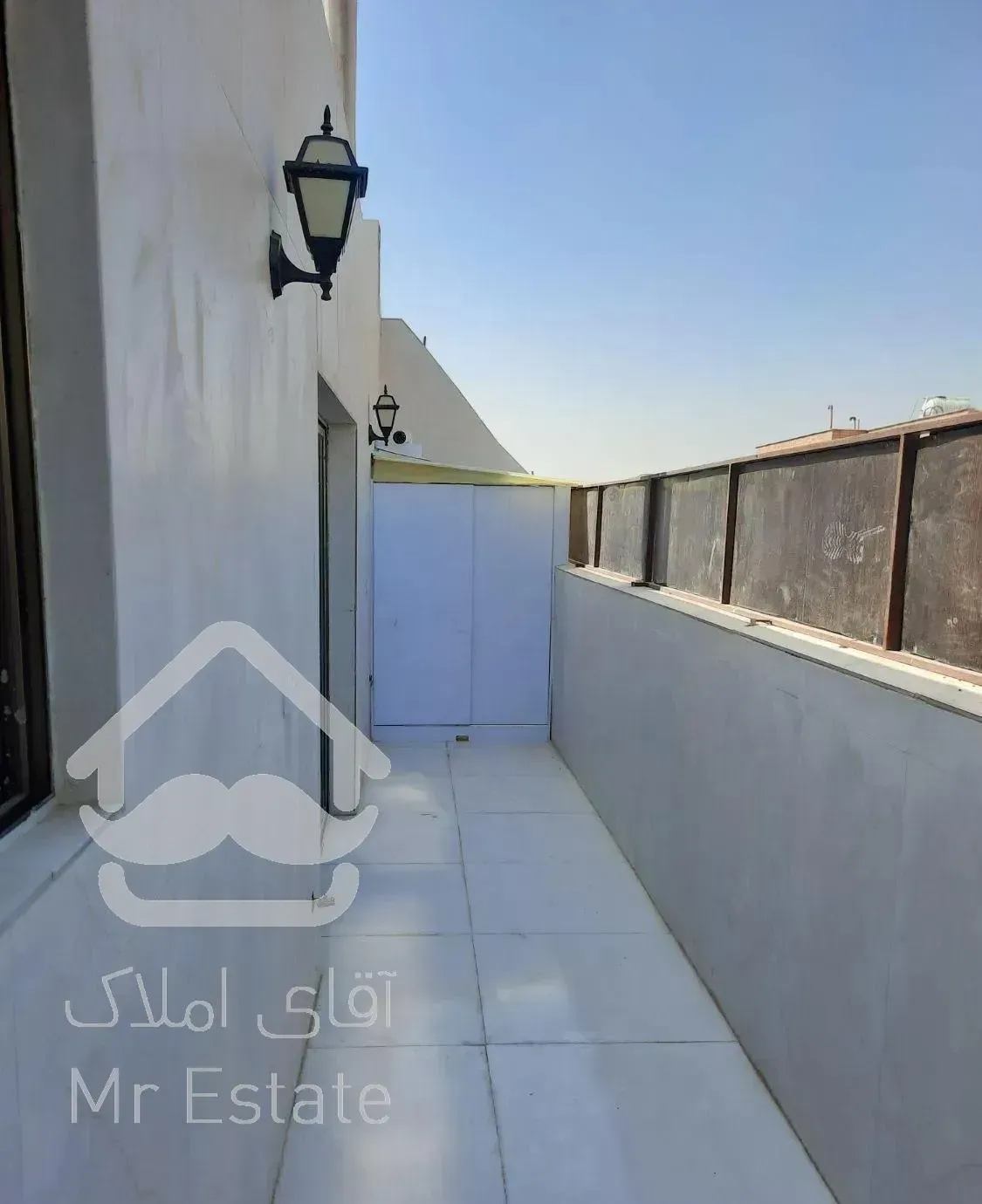 آپارتمان ۱۳۰ متری دوخوابه صفر