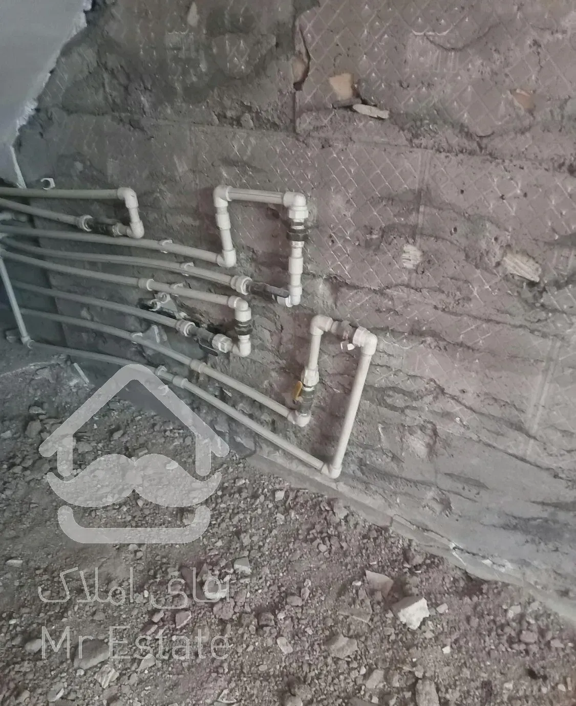 لوله کشی آب لوله کش آب  برقکار. برقکاری.آبگرمکن