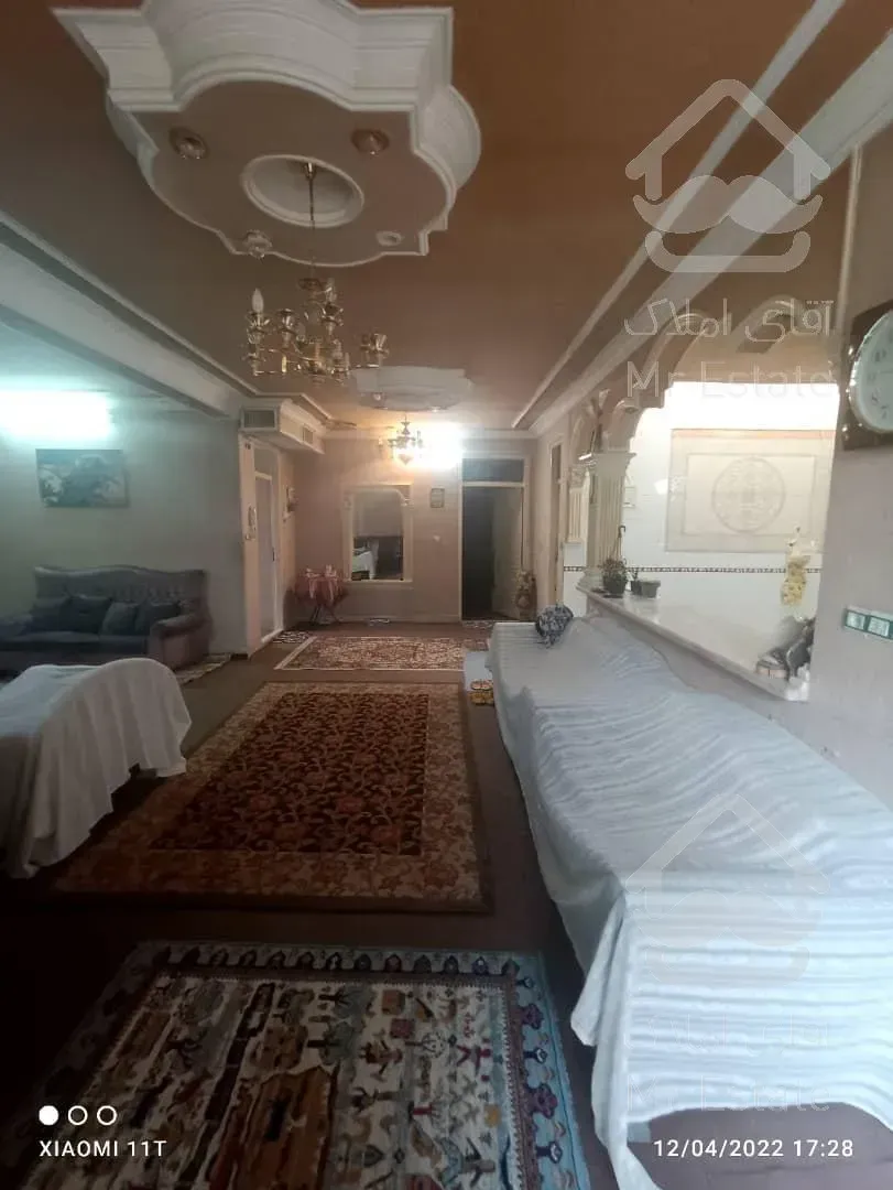 ویلا ۳۰۰ متری