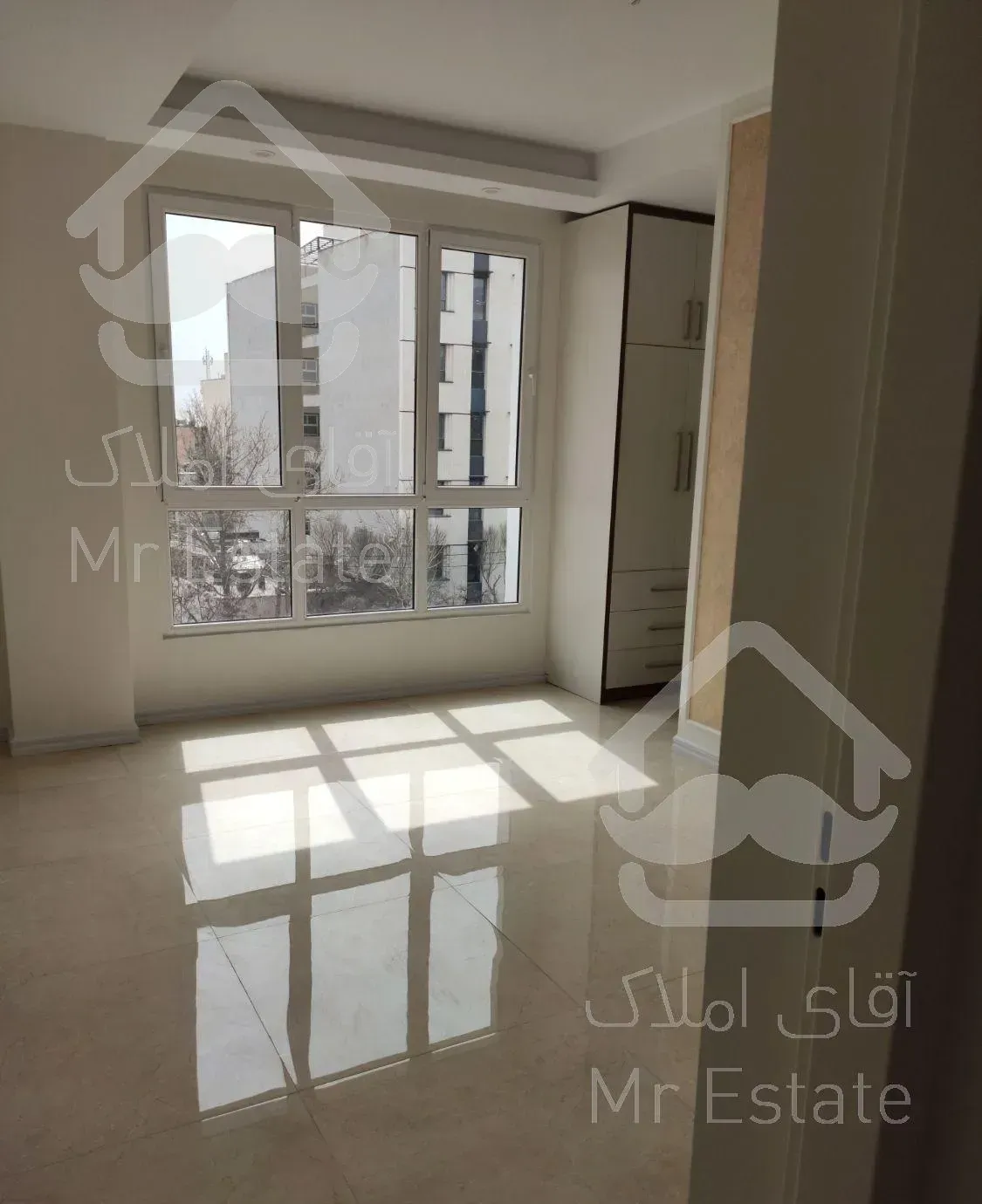 ظفر 145 متر 3 خوابه نوساز کیلید نخورده