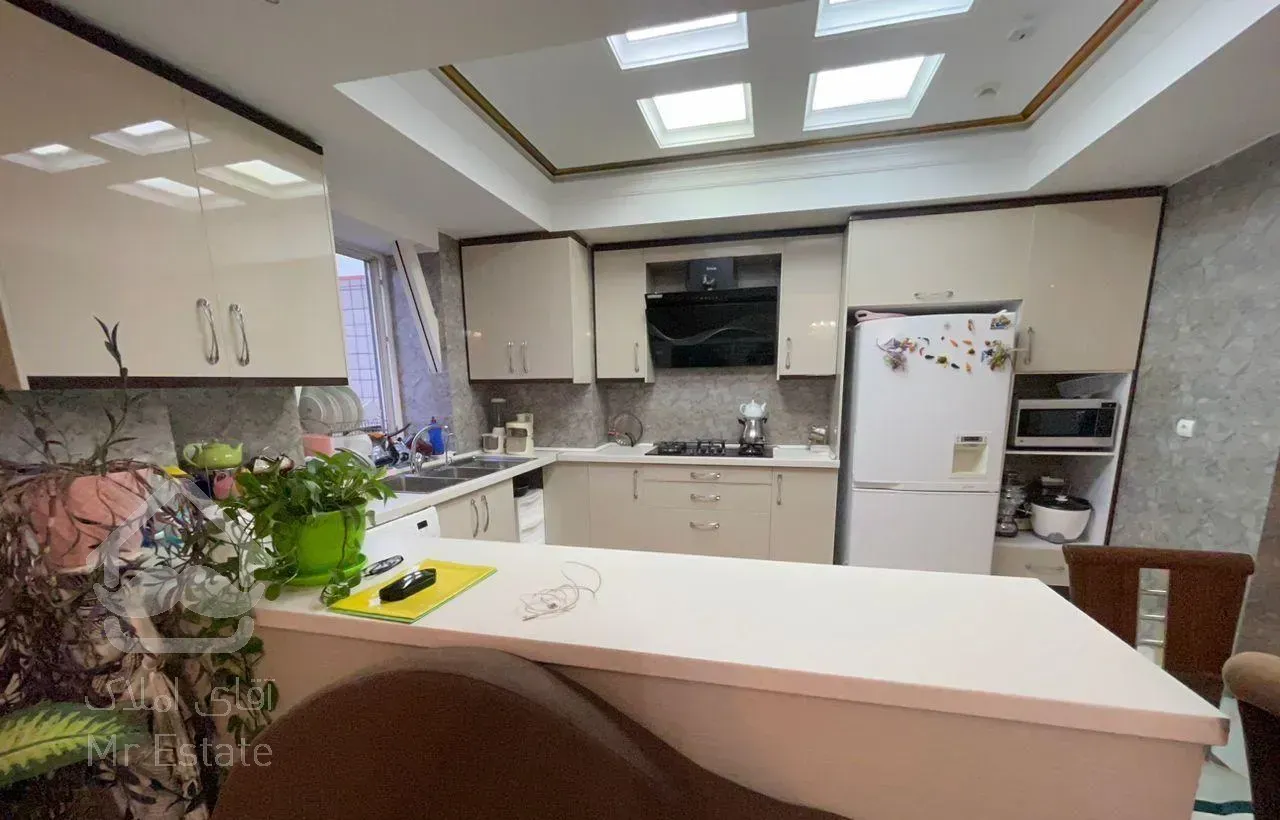 شهرک چشمه ۱۲۰متر ۲خواب بدون مشرف سندتکبرگ