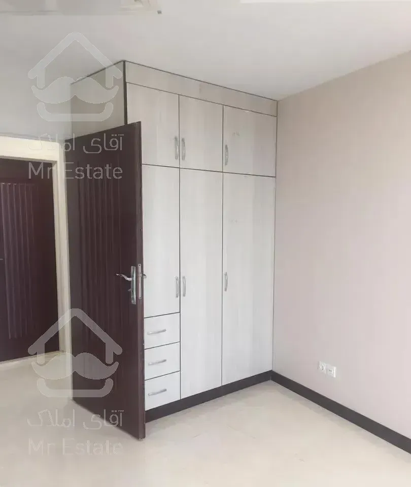 برج  مجلل دهکده /۱۲۵ متر /۲خواب/دید ابدی