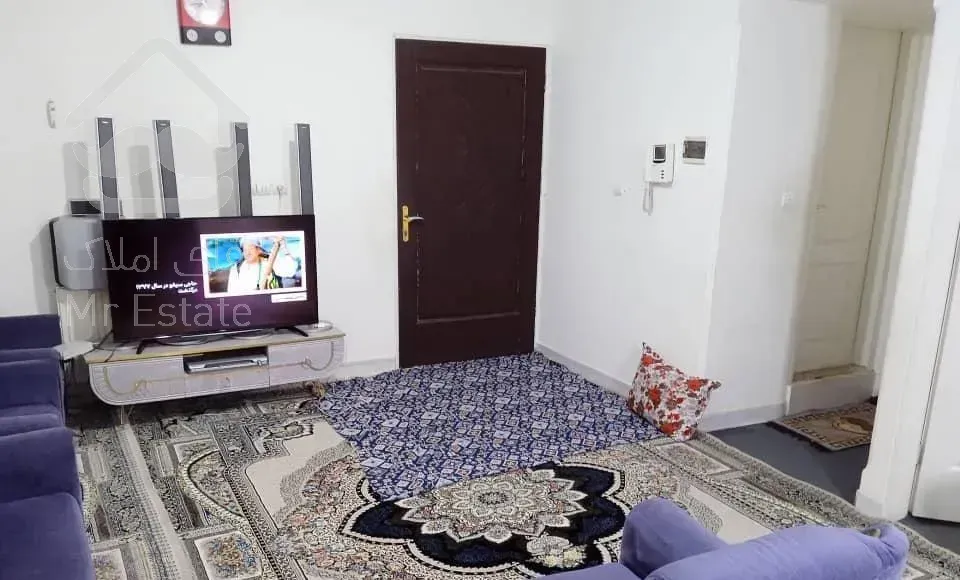 ۵۰ متری  با آسانسور/ در عبدل‌آباد