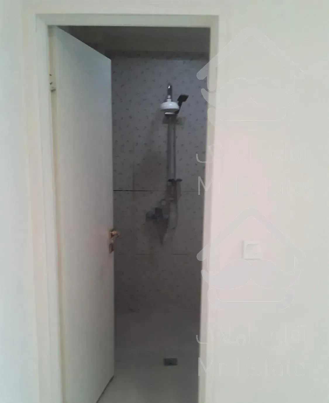 گلزار۱۴۸متر۳خواب مشاعات آبی فعال طبقه۷