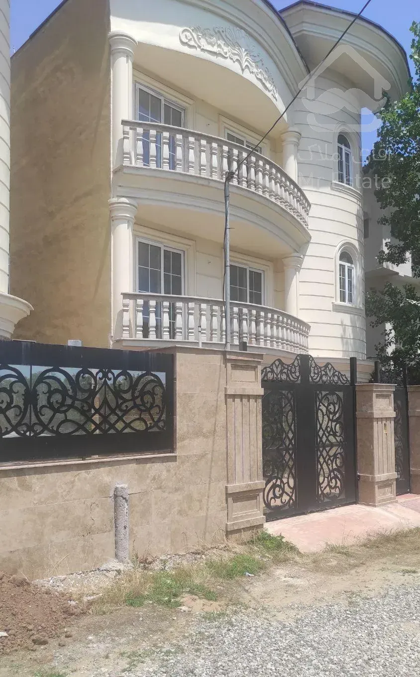 فروش خانه ویلایی 270متری ویوکوه درتله کابین رامسر