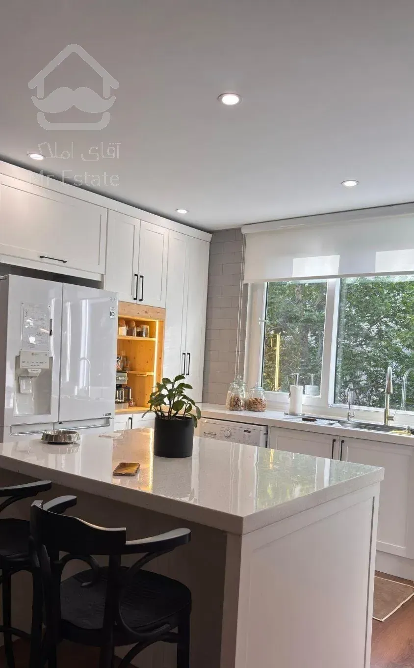 فروش آپارتمان ۱۱۰ متری ۲ خوابه در اوین