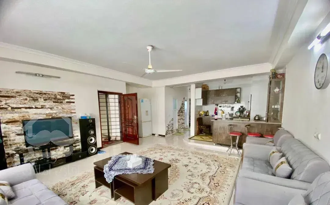 اپارتمان ساحلی ویو دریا۸۳متری