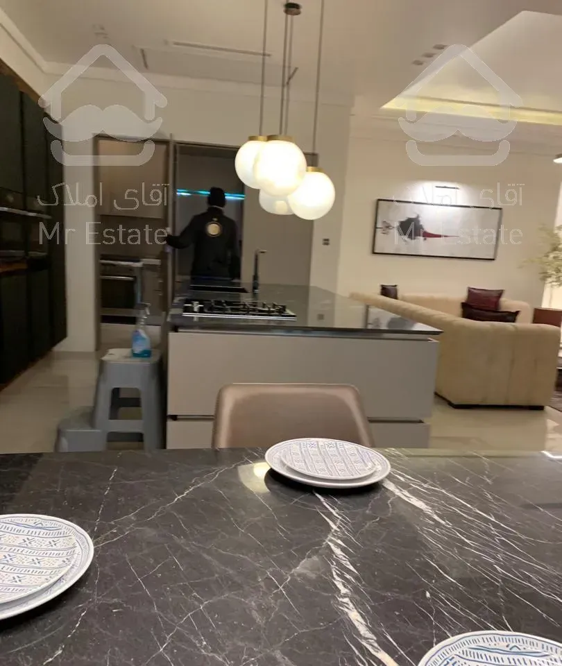 ۴۰۰متر(مدرن)+۸۰متر تراس کامرانیه شمالی