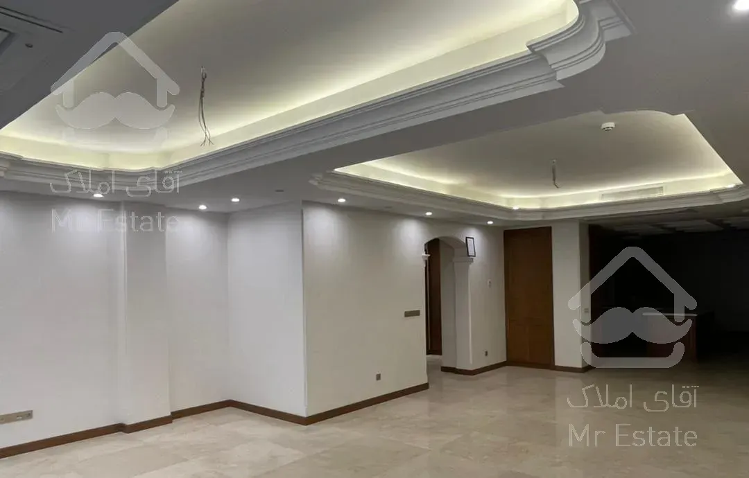 200 متر کلید نخورده /کامرانیه