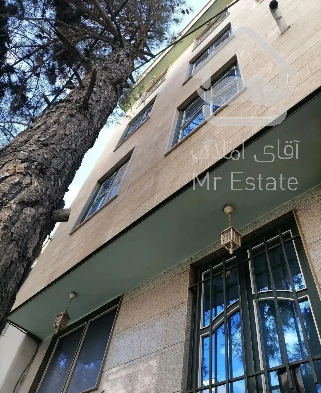 61متری سالن پرده خور خ خدابنده