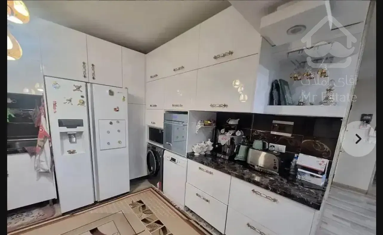 پونک ۱۳۰ متر ۳ خواب فهیم ۳ طبقه۱ فول امکانات