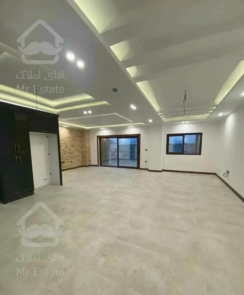 آ‌ارتمان ۱۴۰ متری/ نوساز/ سند تک برگ