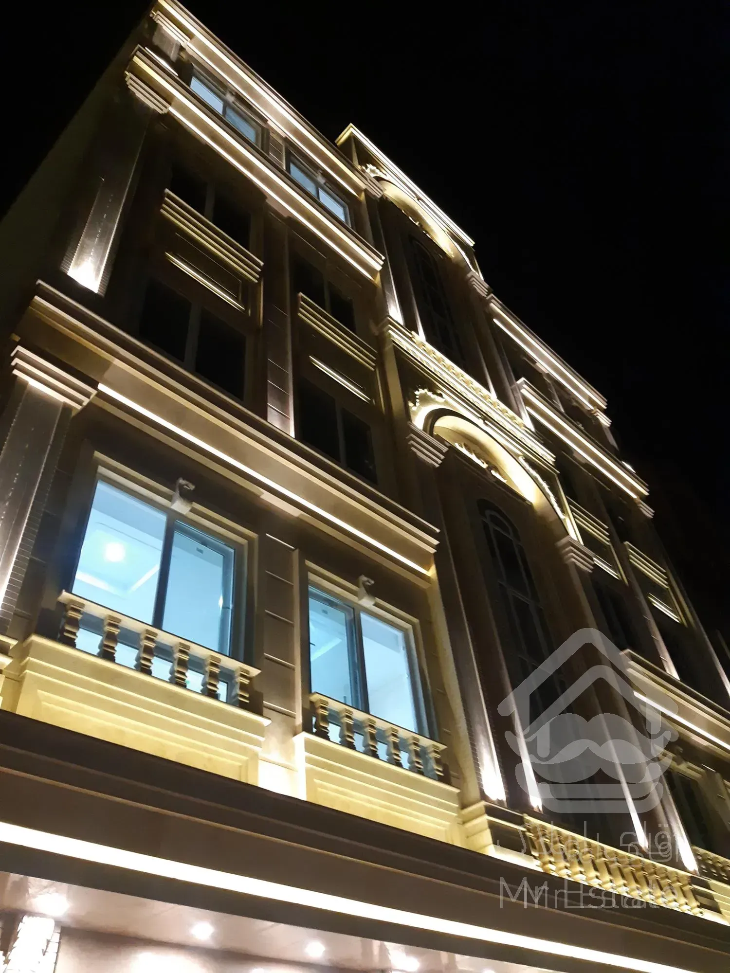 خرید واحد ۳ خواب ۱۵۰ متر مهرشهر فاز۴ خ ۴۱۰ غربی