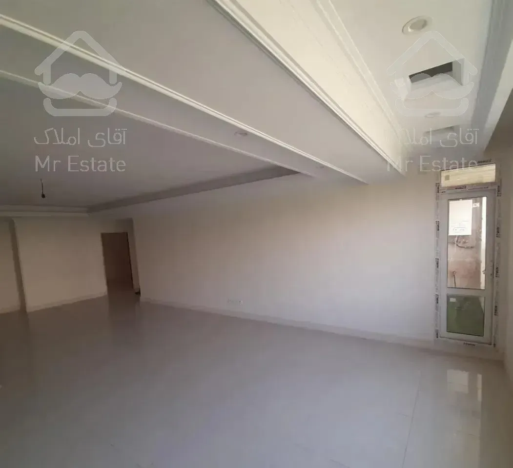 ۶۰۰ متر موقعیت اداری شیک نوساز دربست شهرک راه آهن