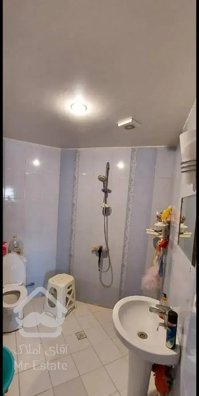 آپارتمان دریاچه چیتگرمنطقه۲۲ شهرک باقری