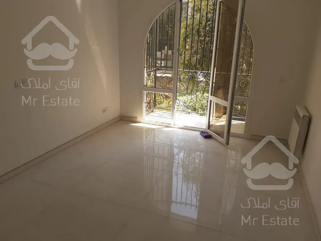 اجاره و رهن آپارتمان زعفرانیه 200  متر شیک