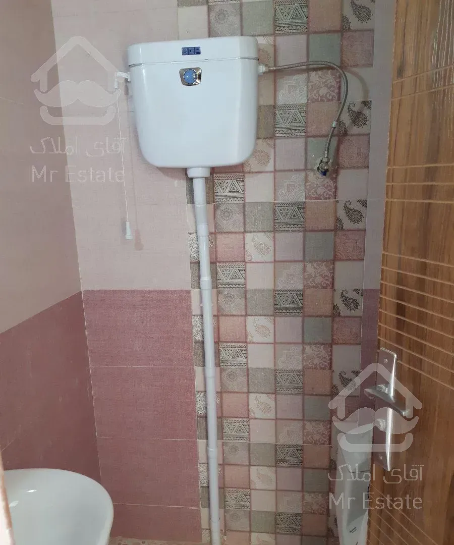 متراژ ۱۱۶ متر .جنوبی. سه اتاق خواب