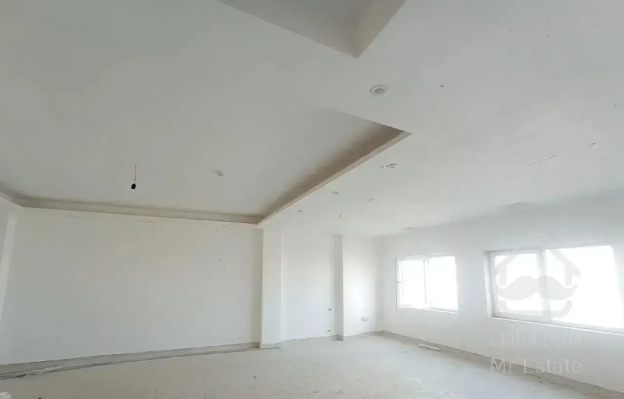 آپارتمان ساحلی ۱۱۳ متر با نورگیر عالی