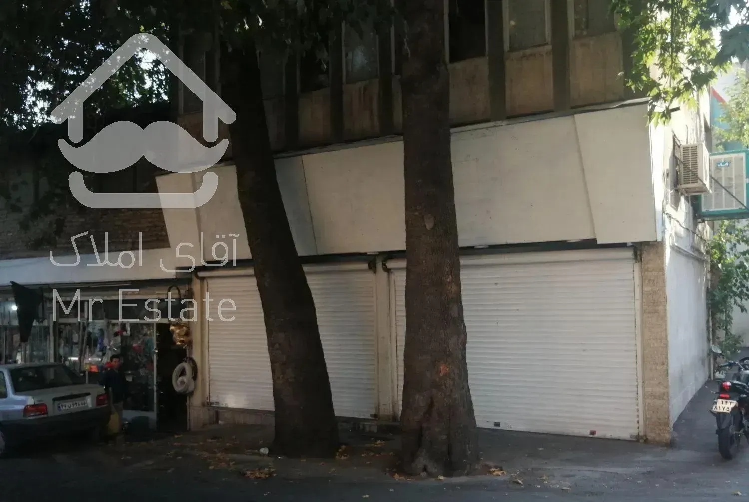 ۹۰ متر دزاشیب خیابان کریمی بر ۸ سر نبش