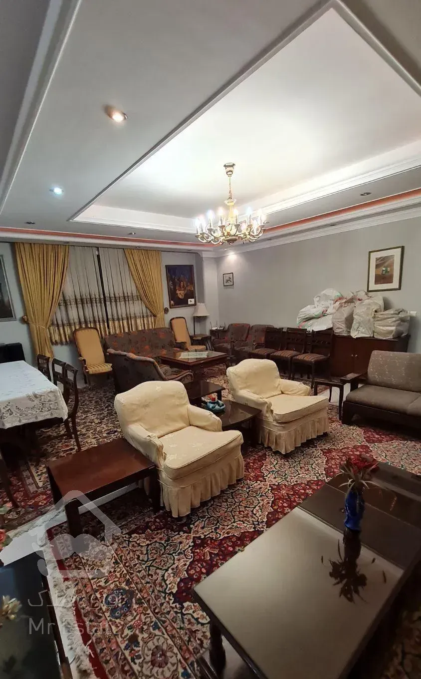 ۱۱۰متر ۲خوابه ۲ پارکینگ سندی