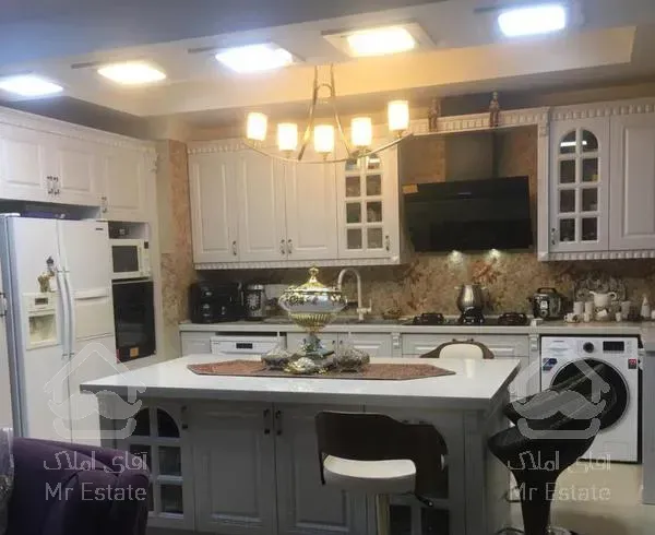 ۱۳۷ متر ۳ خواب سند رسمی تک برگ