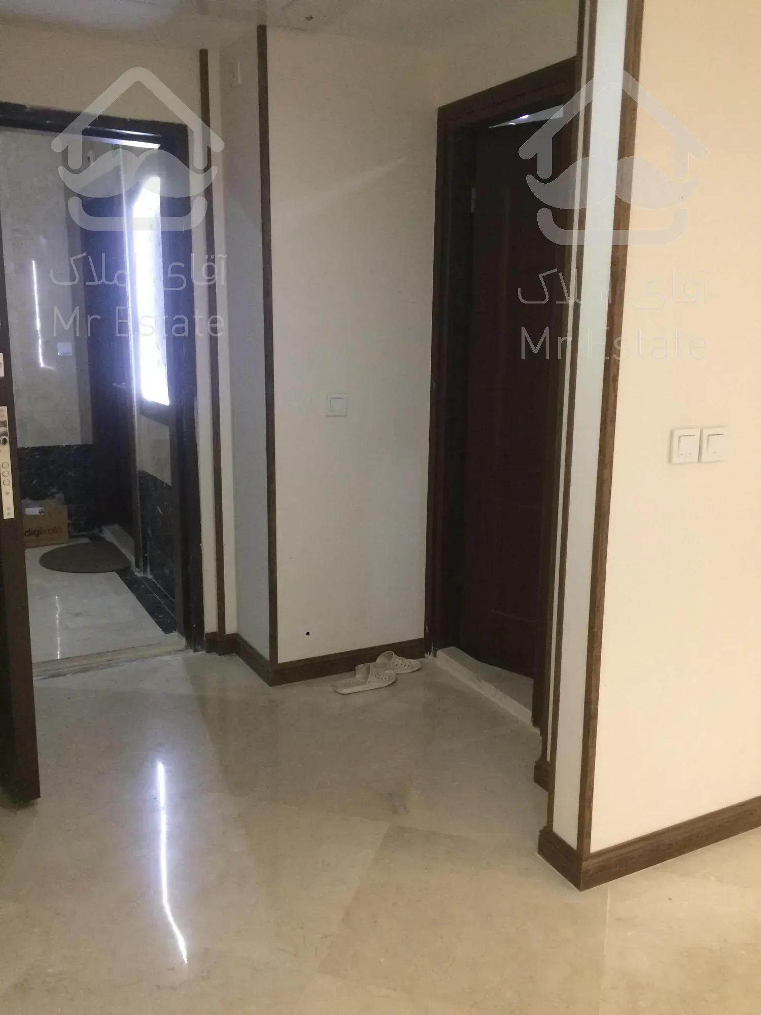 ۱۱۵متر نوساز صادقیه بهنام