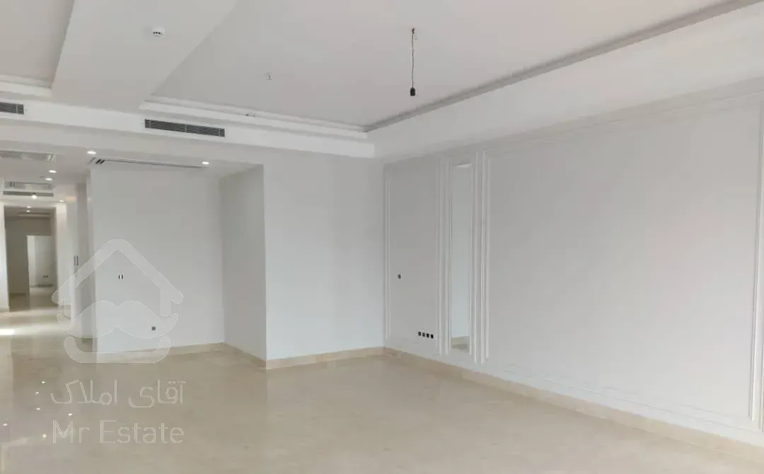 ۲۲۰ متر نیاوران مرجان / مدرن / نوساز / ویو تهران