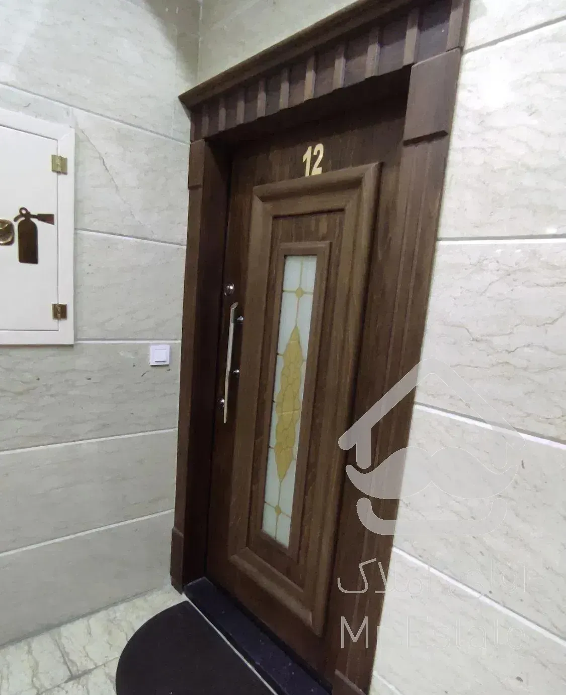 آپارتمان ۹۳متر فول کلید نخورده ستارخان