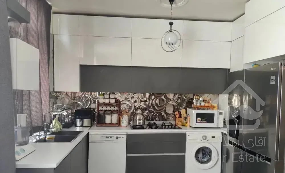 فروش واحد۶۵متری/۲خواب/فول/سجده ای ۲۱۲